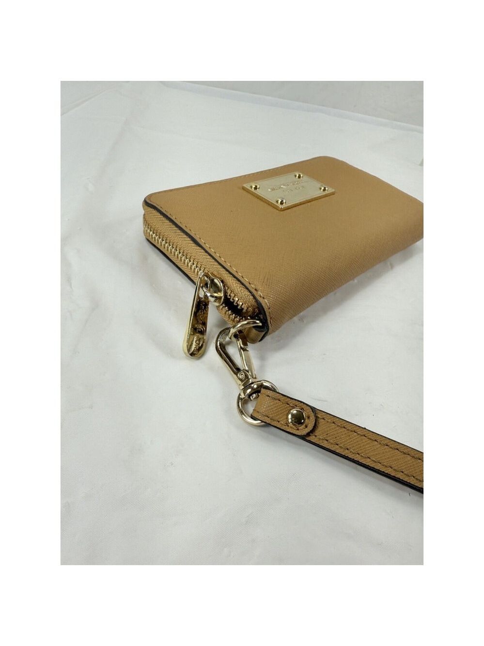 Michael Kors Leather Zip Around Wristlet Wallet butterscotch yellow - Picture 5 of 11